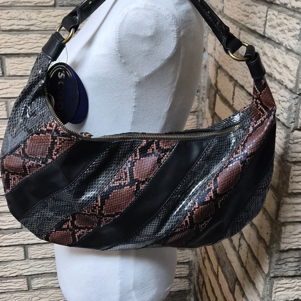 NWT Scoop Black and Brown Hobo Bag